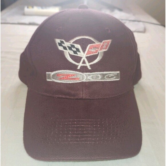 Corvette Logo General Motors Adult Unisex Black White Red Baseball Cap One Size - Picture 1 of 5